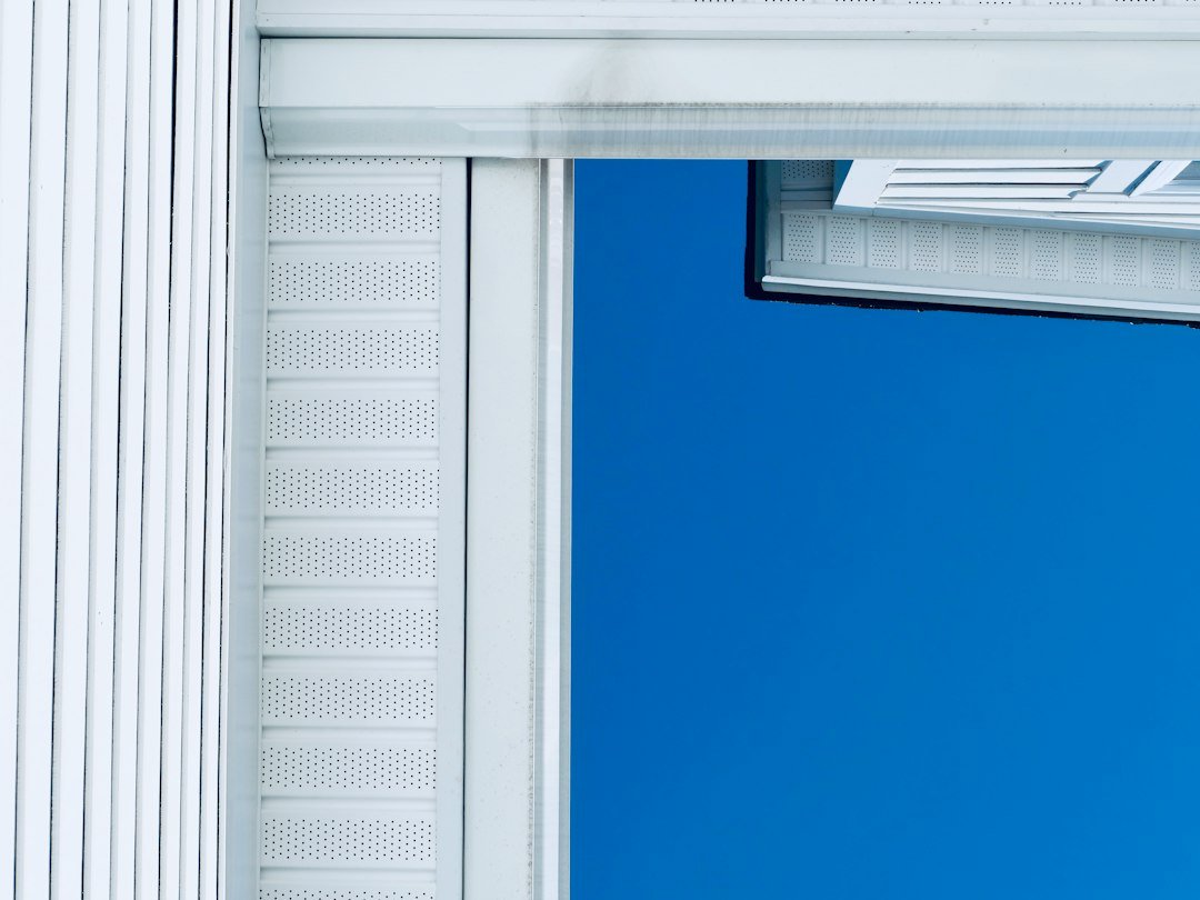 Mobile Home Skirting Materials Compared